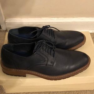 Perry Ellis shoes